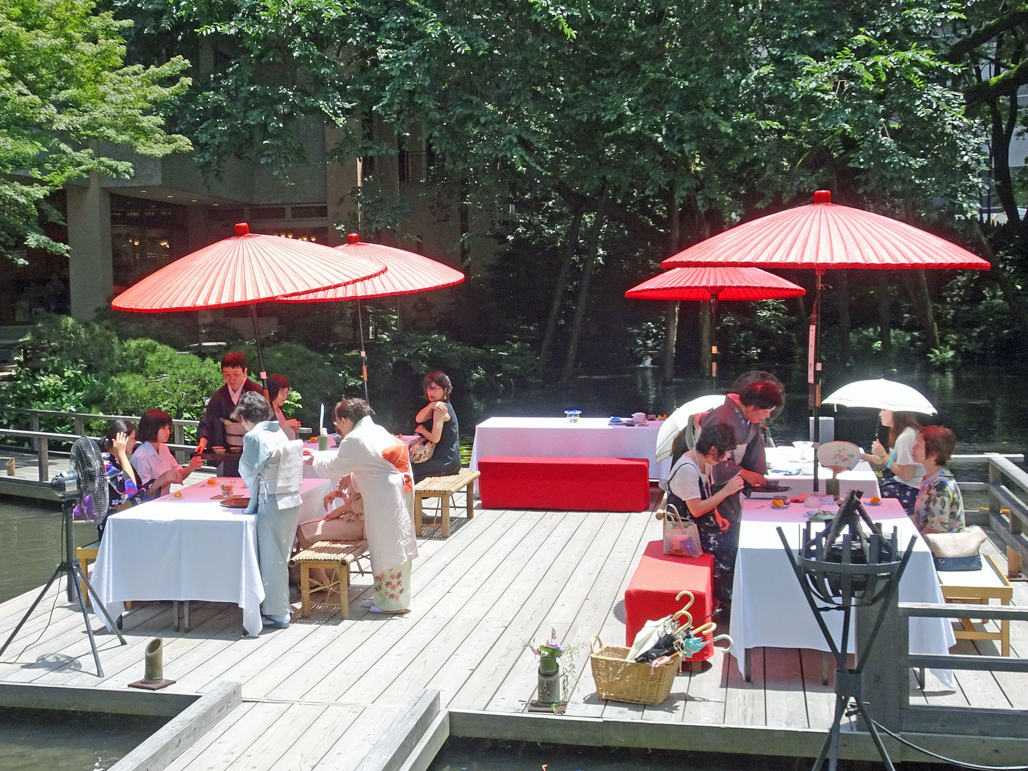 庭園席 水煎呈茶席 静岡地区