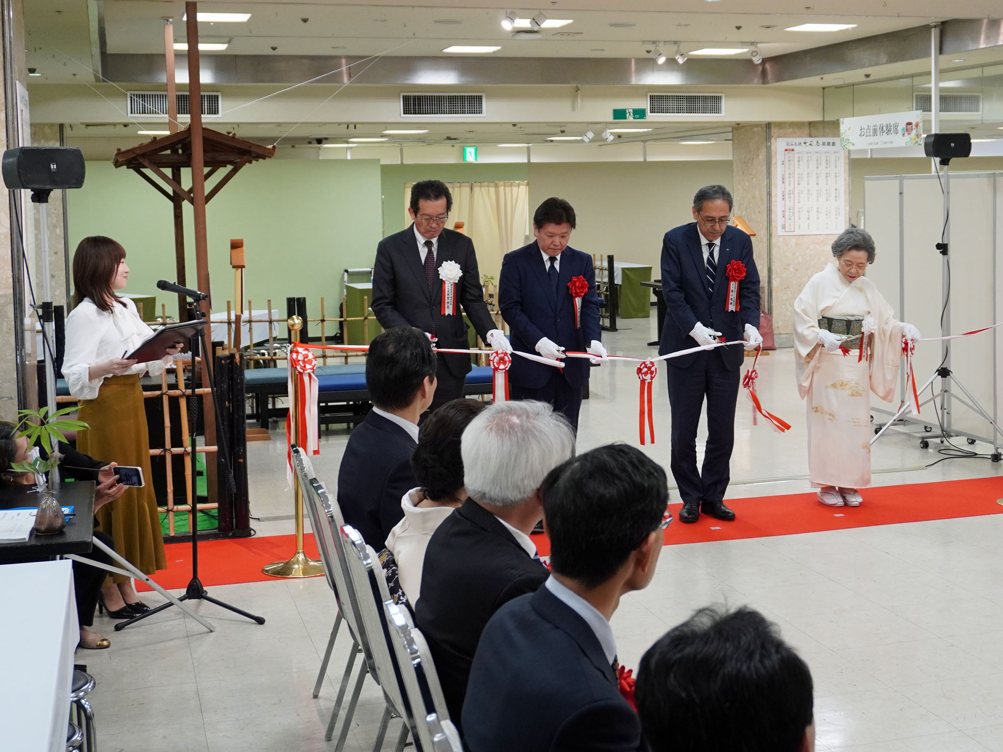 開会式 テープカット