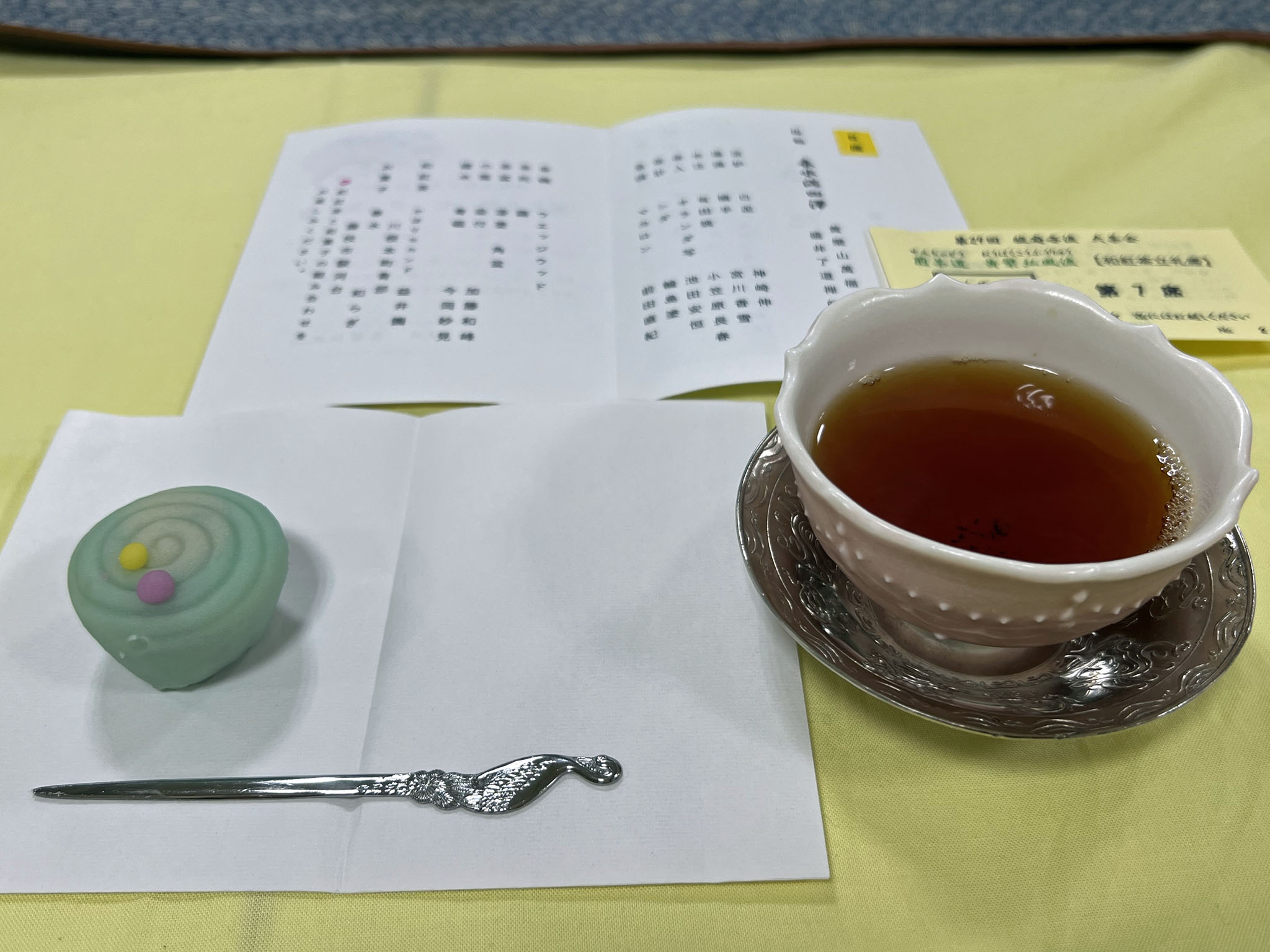 和紅茶席 お茶とお菓子