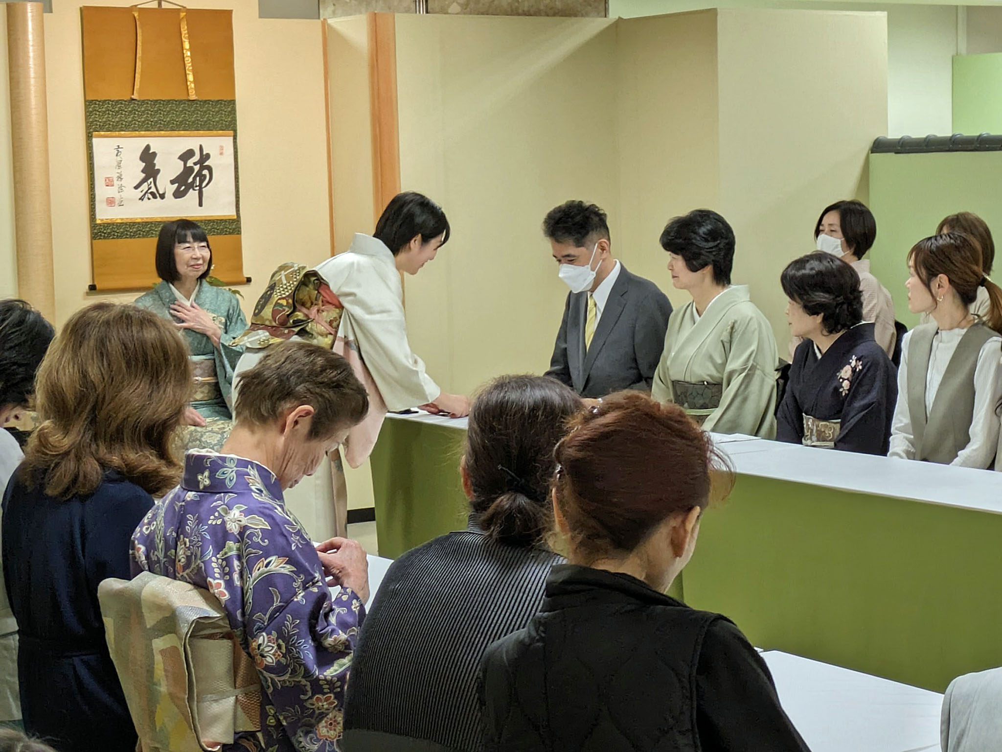 日曜日、静風流席に家元夫妻がお邪魔しました
