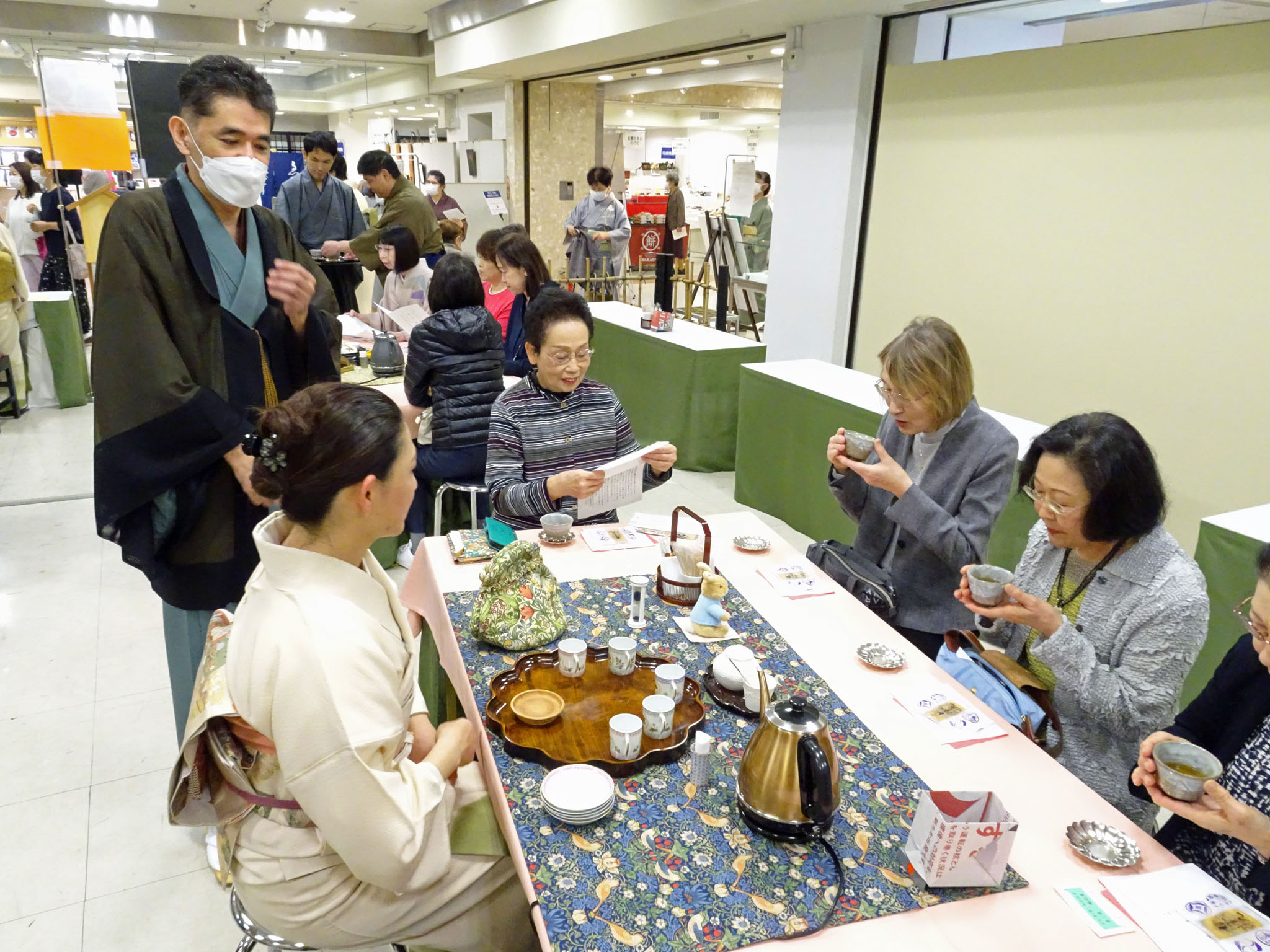 和紅茶席 輪花盆席